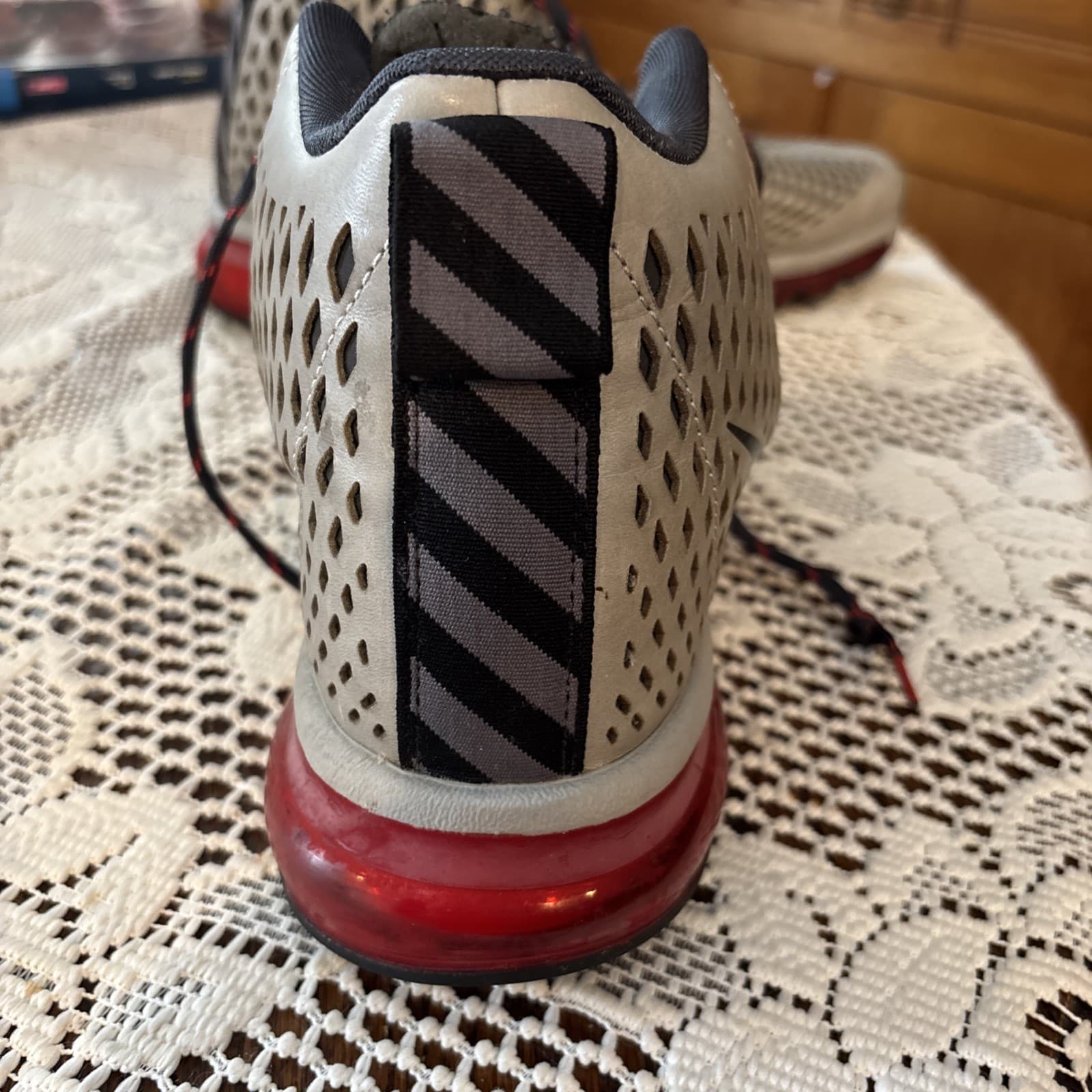 Nike Air Max Graviton Sz 10 616045 006 Mens Leather Top thumbnail 3