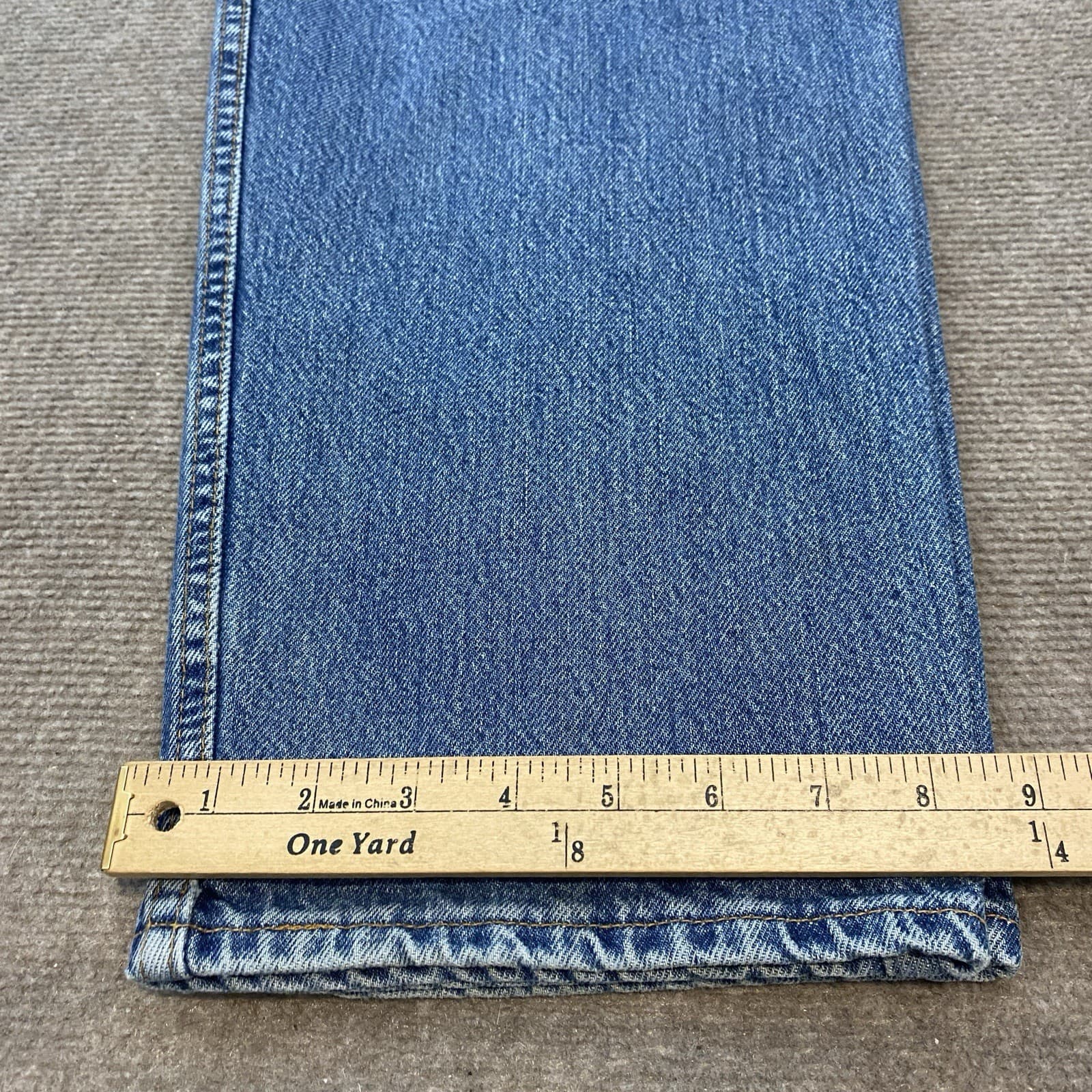 vtg Levi’s 550 Jeans Mens 38 Fits 36x31 Y2K Baggy Blue USA Made Classic Denim thumbnail 12