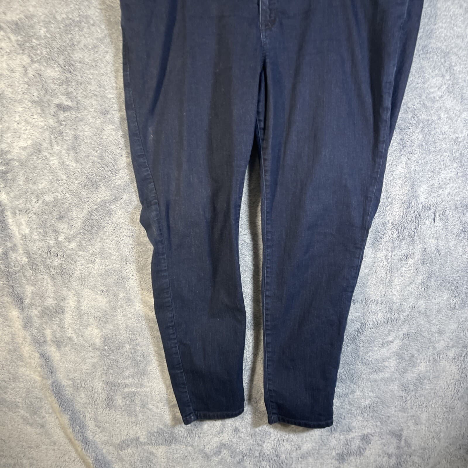 Lane Bryant Women's 22 Jeans Mid-Rise Skinny Fit Stretch Blue Essential Denim thumbnail 6