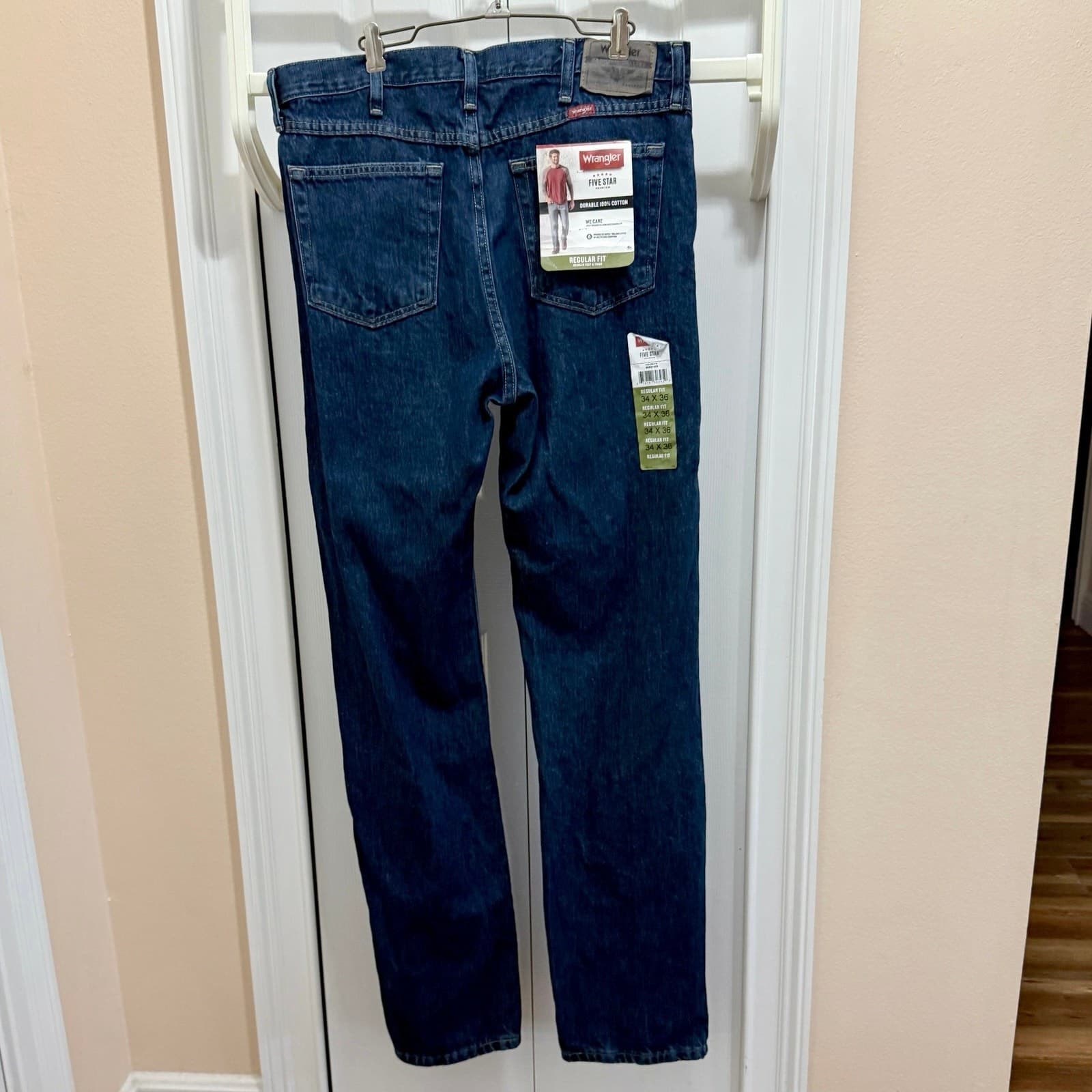 NWT Wrangler 5 Star men’s jeans size 34x36 reg fit 100% cotton  thumbnail 2