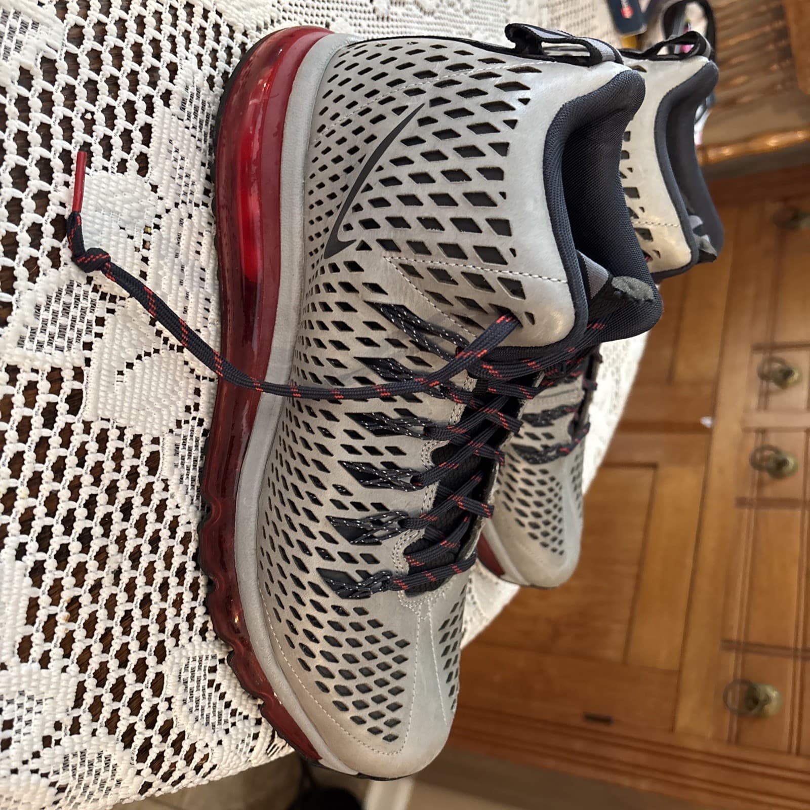 Nike Air Max Graviton Sz 10 616045 006 Mens Leather Top thumbnail 2