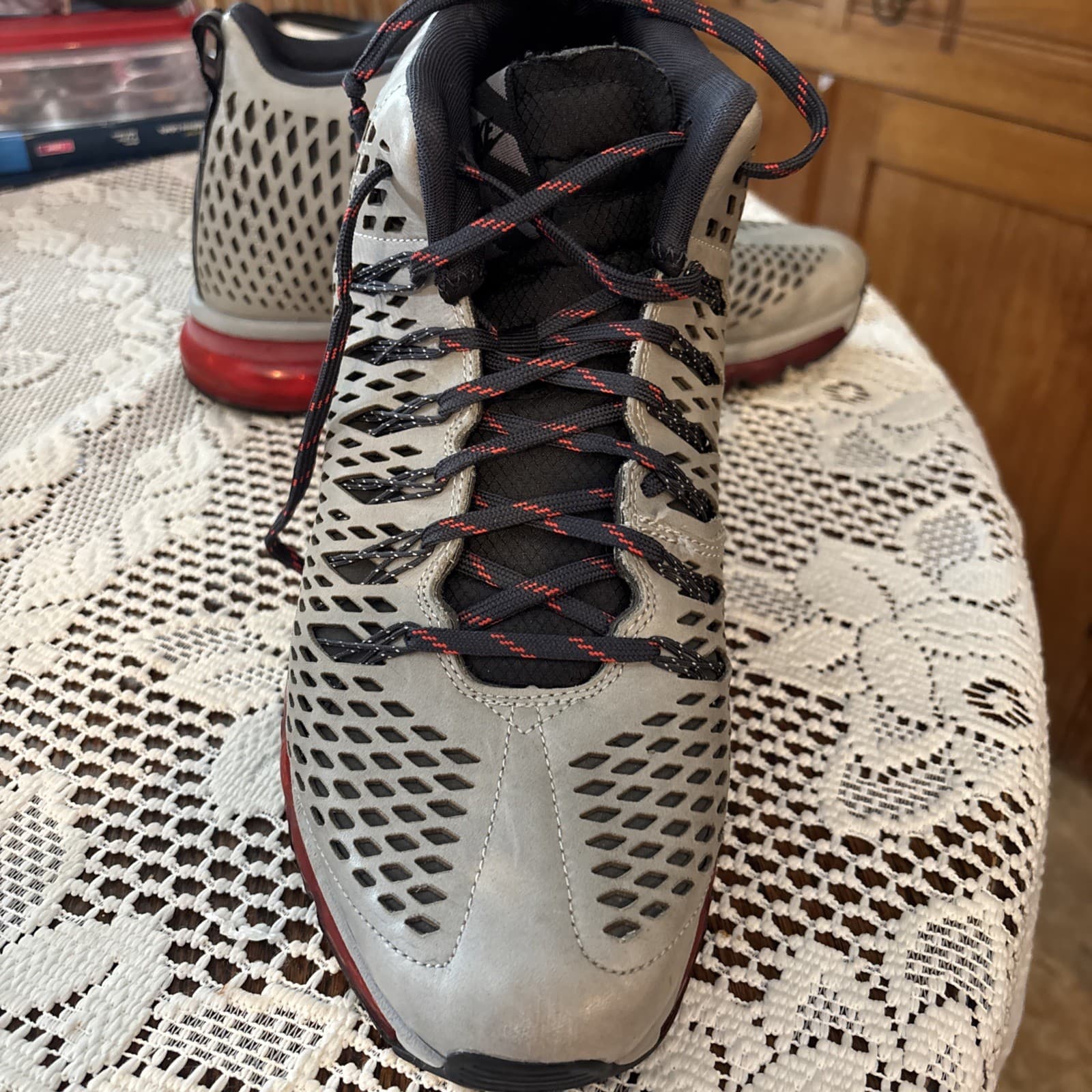 Nike Air Max Graviton Sz 10 616045 006 Mens Leather Top thumbnail 6