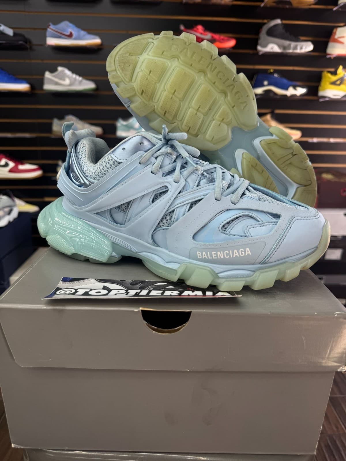 BALENCIAGA TRACK CLEAR SOLE LIGHT BLUE SZ 41/8
