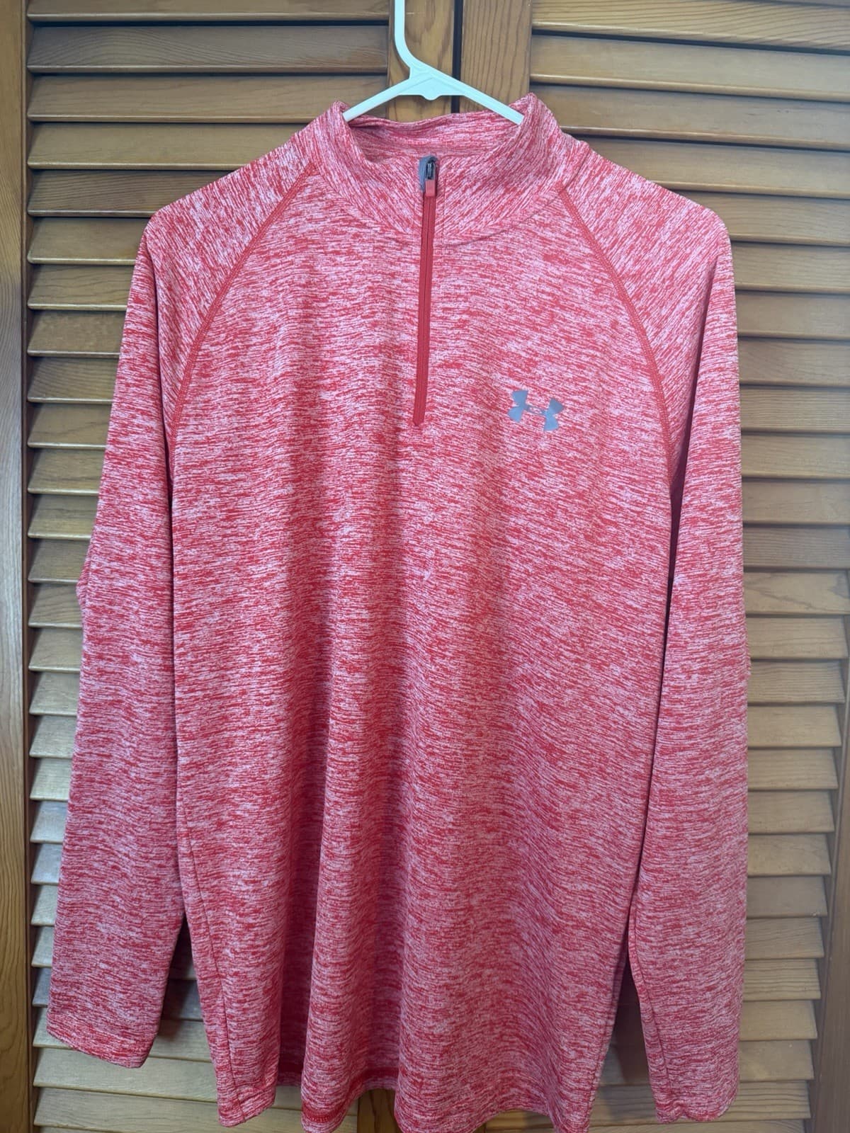 Under Armour Mens Medium Heather Red Heat Gear 1/4 Zip Pullover Long Sleeve
