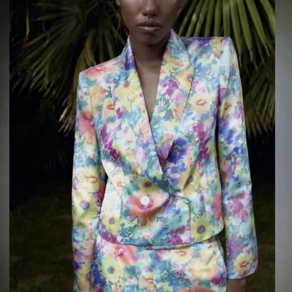 ZARA Women’s Floral Blazer Sz Small Shoulder Pad Spring Quiet Luxury Statement thumbnail 2