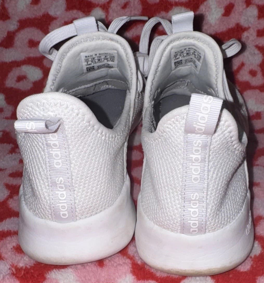Adidas Cloud foam White Women’s Shoes Size 7 thumbnail 5