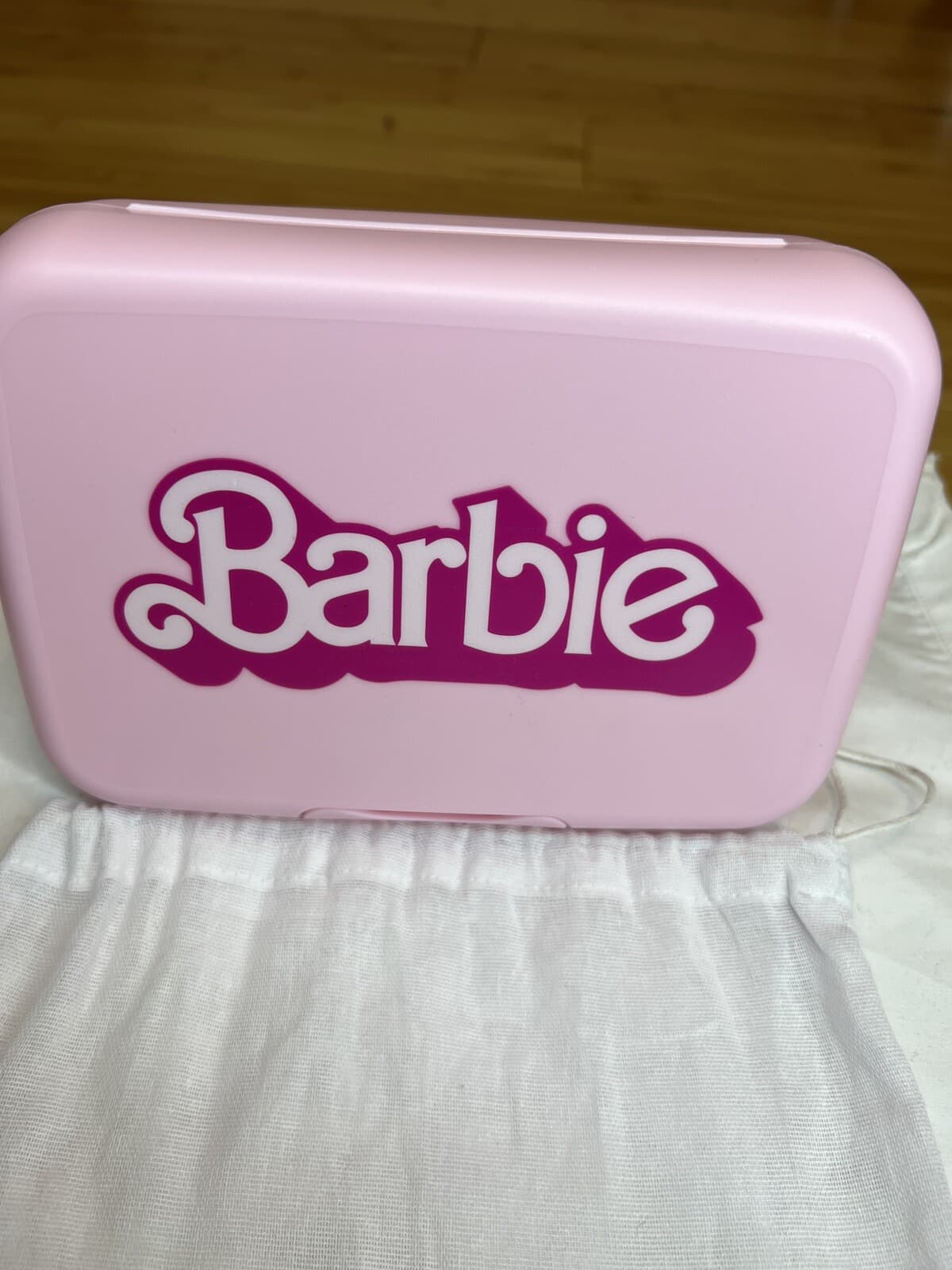 Barbie the Movie x Zara Pink Lunch Box/ Special Edition School Snack Pot/MATTEL thumbnail 9