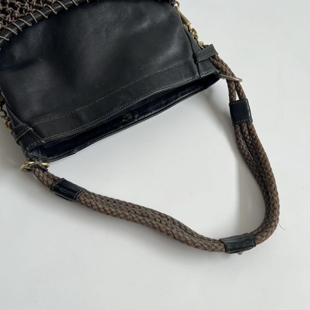 GUCCI Fish Net Shoulder Bag Leather Black Gold Hardware Vintage Logo From Japan thumbnail 5