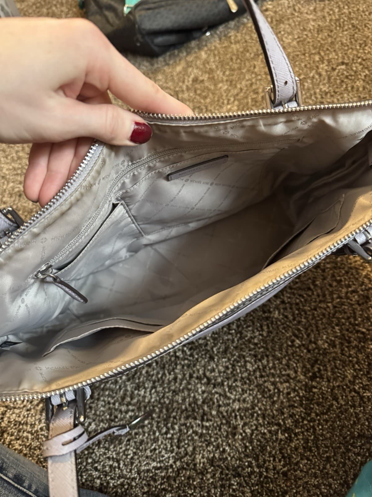 Michael Kors Light purple Tote Shoulder Bag Logo Charm Zip Inner Pockets Women thumbnail 4