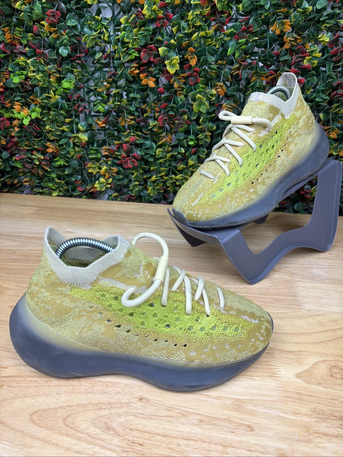 adidas Yeezy Boost 380 Sneakers Shoes Hylte Glow Volt Men’s 4 FZ4994 GUC No Box