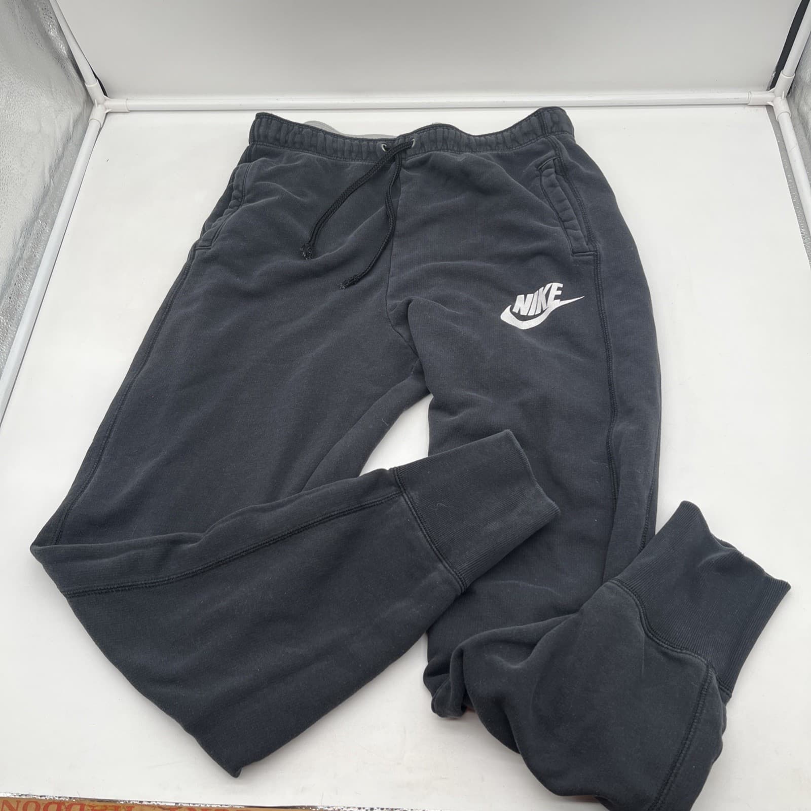 Nike Sweatpants Mens Adult M Black Standard Fit Taper Leg