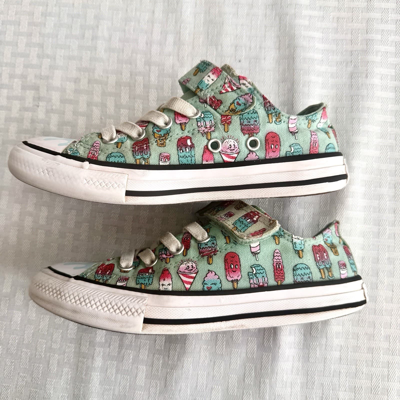 Converse Chuck Taylor Youth Ice Cream Print Low Top Sneakers Mint Green thumbnail 5