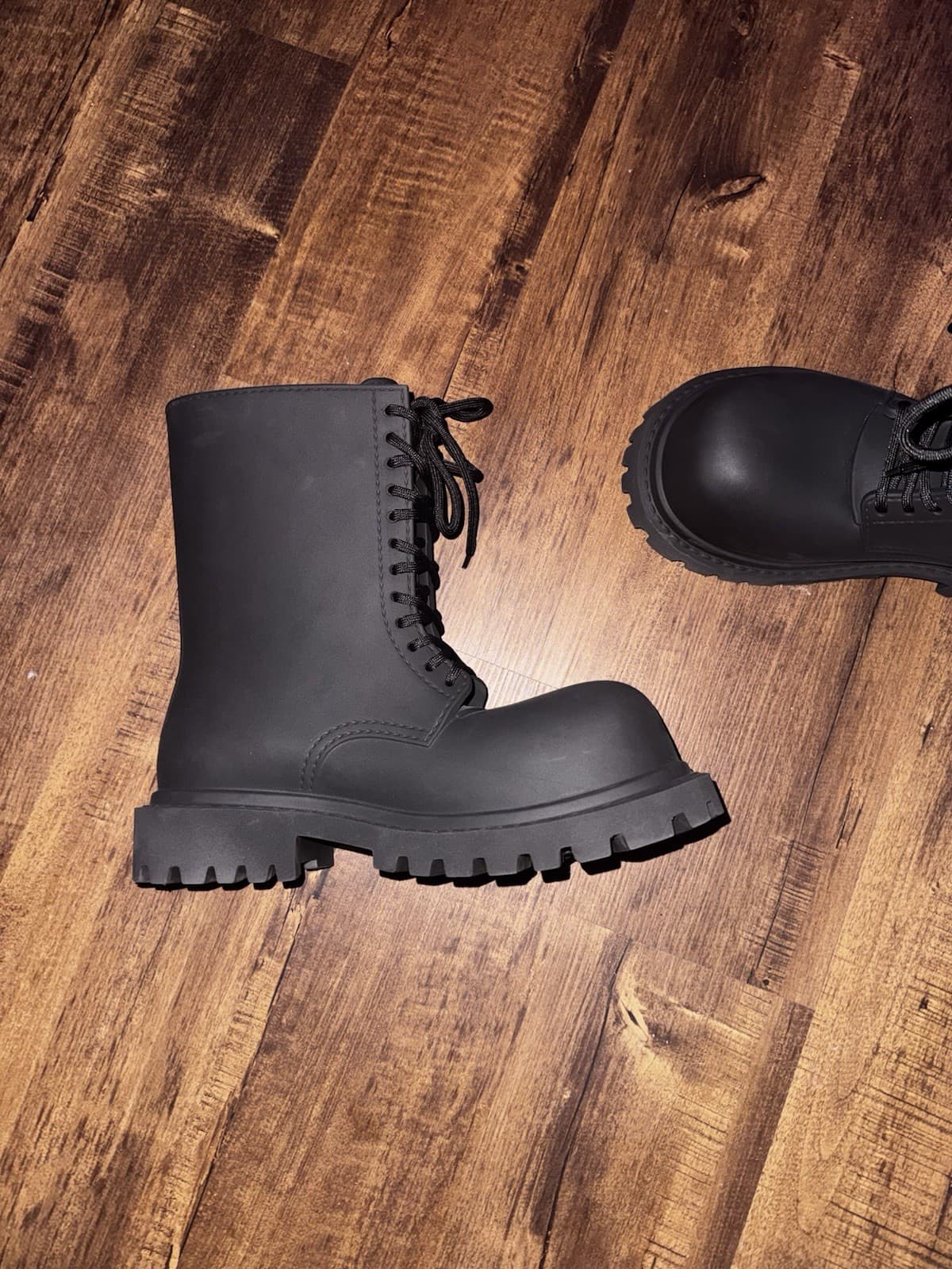 Balenciaga Black Rubber Lace Up Logo Ankle Combat Boots Men Casual Fall Winter thumbnail 3