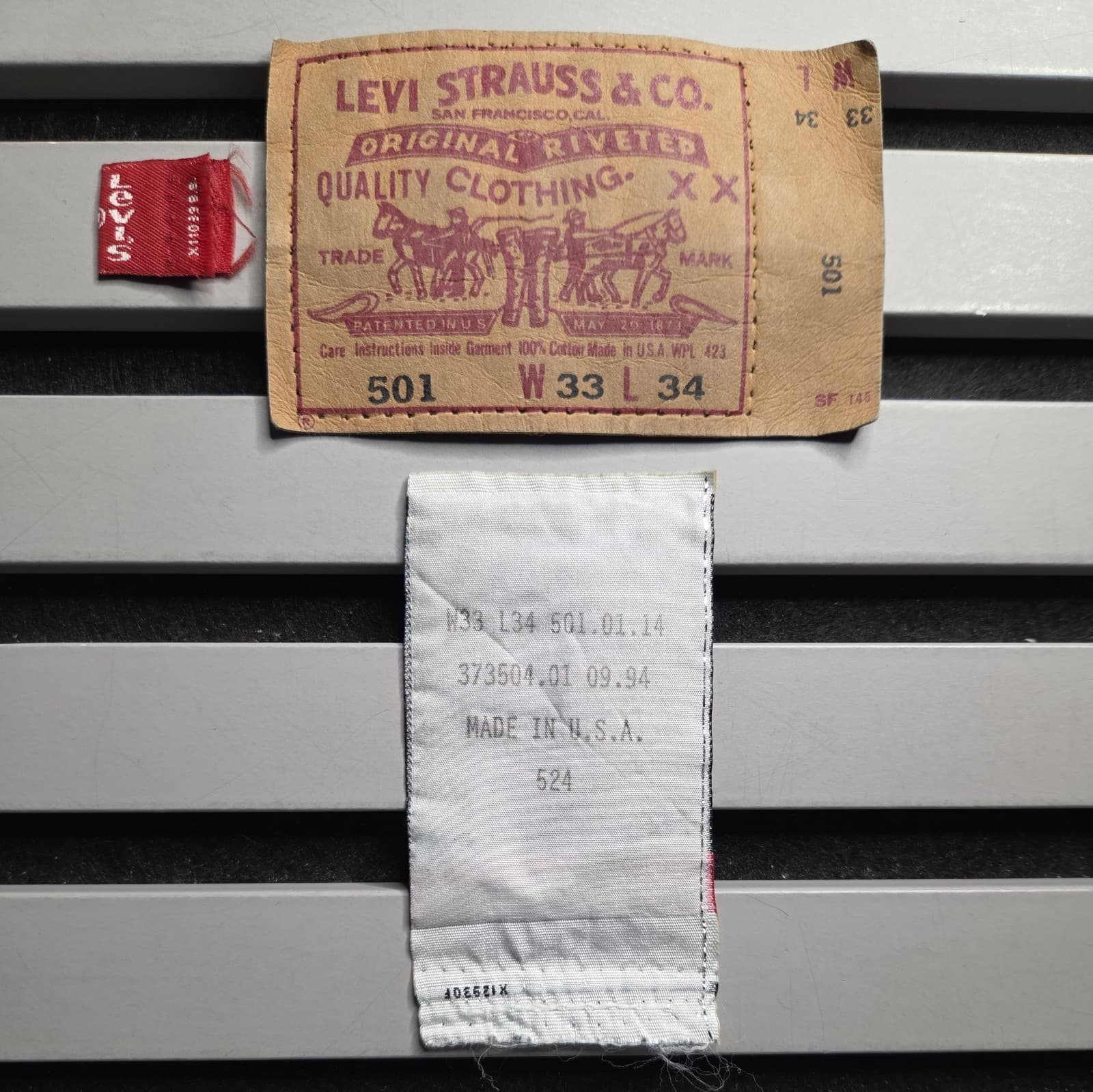 Vintage Levi's 501 Red Tab W33 L34 Replacement Patch Badge Label Denim Jeans L35